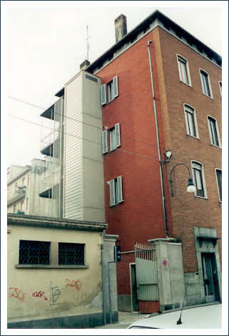 2003 Costruzione vano ascensore - Via Martiri della Libertà 10 - Torino